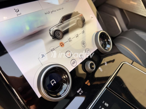 Land Rover Velar 2020 White Automatic Used for Sale in Greater Cairo ( Cairo + Giza) - 10