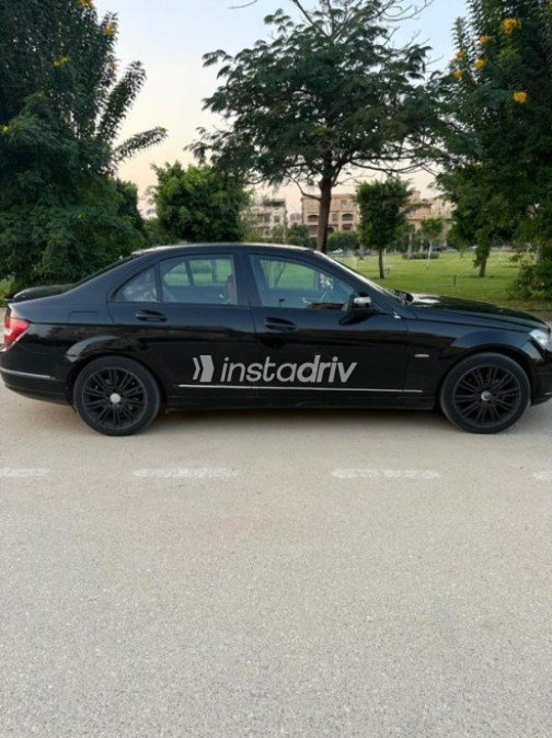Mercedes C 200 2008 Black Automatic Used for Sale in Mohandessin - 6