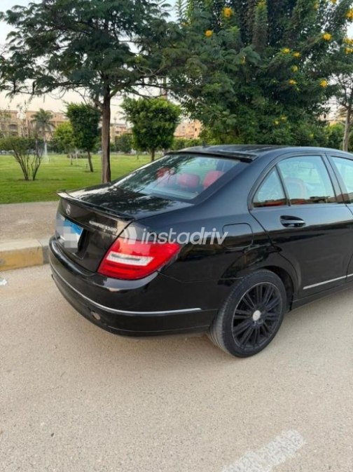 Mercedes C 200 2008 Black Automatic Used for Sale in Mohandessin - 7