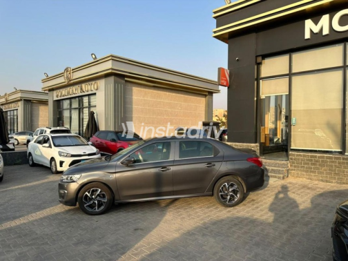 Citroën C Elysee 2022 Gray Automatic Used for Sale in Nasr city - 8