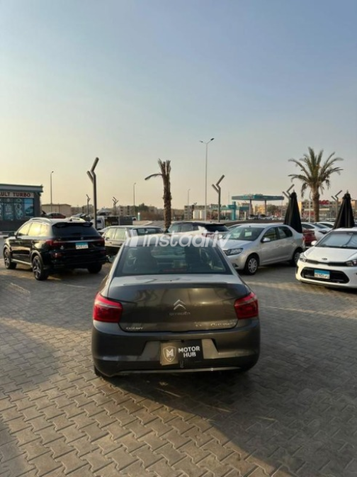Citroën C Elysee 2022 Gray Automatic Used for Sale in Nasr city - 9