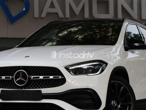 Mercedes GLA 200 2022 White Automatic Used for Sale in Cairo - 2