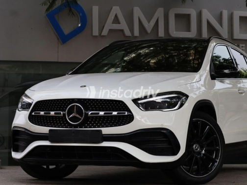 Mercedes GLA 200 2022 White Automatic Used for Sale in Cairo - 3