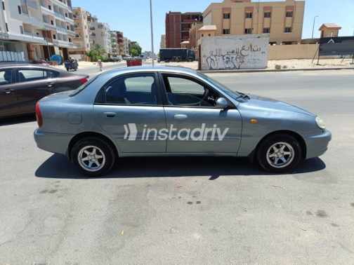 دايو لانوس 2 2006 سماوي يدوي مستعملة للبيع في الغردقة - 7