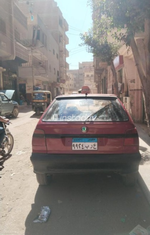 سكودا فيليشيا 1996 أحمر يدوي مستعملة للبيع في زفتى - 10