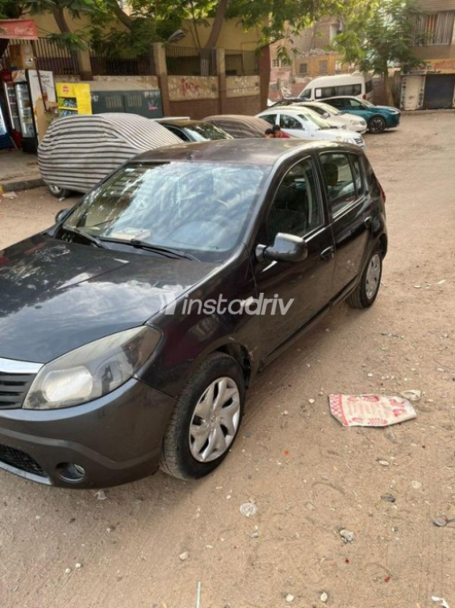 Renault Sandero 2014 Dark Gray Automatic Used for Sale in Dahab - 8