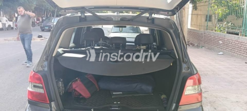 Mercedes GLK 300 2010 Dark Gray Automatic Used for Sale in Heliopolis - 8