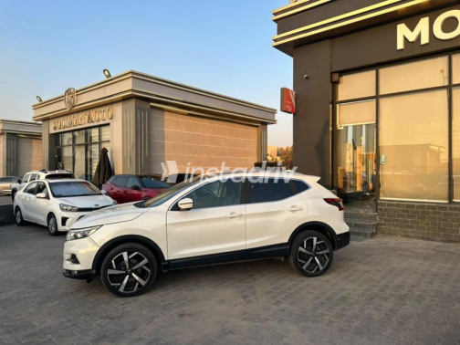 Nissan Qashqai 2020 White Automatic Used for Sale in Nasr city - 7