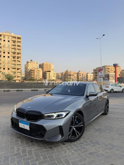 بي ام دبليو 330 2024 رمادي أوتوماتيك مستعملة للبيع في القاهرة - 1