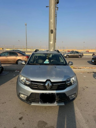Renault Sandero Step Way 2020 White Automatic Used for Sale in Greater Cairo ( Cairo + Giza)