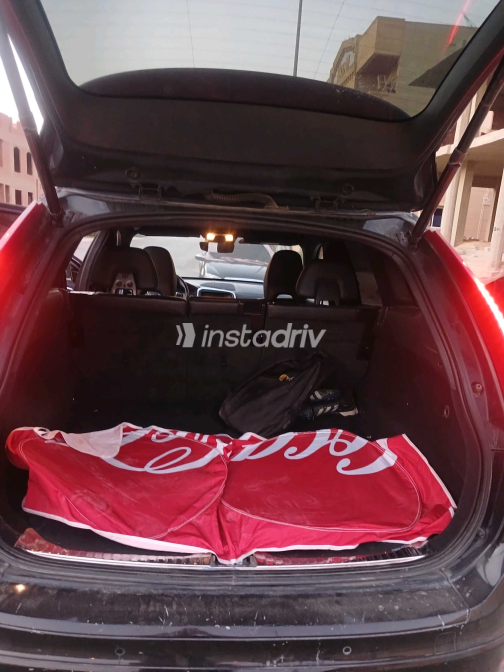 Volvo XC60 2016 Black Automatic Used for Sale in Giza - 7