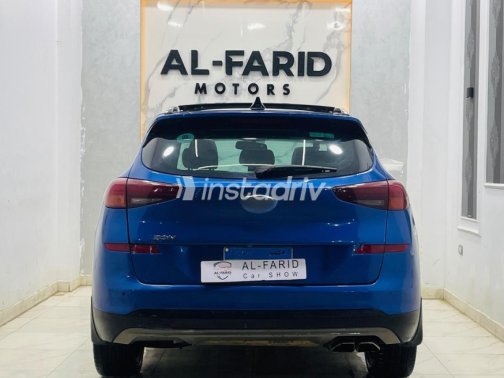 هيونداي توسان GDI 2019 أزرق غامق أوتوماتيك مستعملة للبيع في القاهرة الكبرى ( القاهرة - الجيزة) - 2
