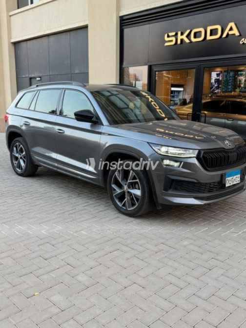 Skoda Kodiaq 2022 Gray Automatic Used for Sale in Cairo - 2