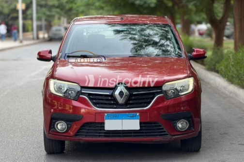Renault Logan 2018 White Automatic Used for Sale in Greater Cairo ( Cairo + Giza) - 1