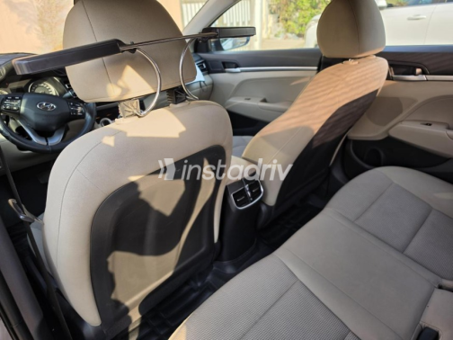 Hyundai Elantra AD 2020 Silver Automatic Used for Sale in Cairo - 7