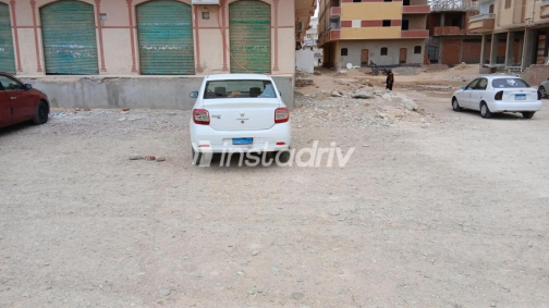Renault Logan 2015 White Manual Used for Sale in Marsa Alam - 1