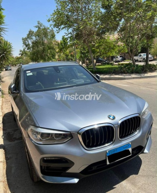 بي ام دبليو X4 2020 رمادي أوتوماتيك مستعملة للبيع في مدينتى - 3