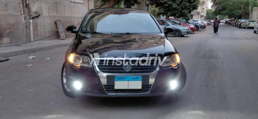 Volkswagen Passat 2011 Black Automatic Used for Sale in El Haram - 1