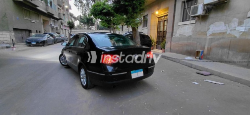 Volkswagen Passat 2011 Black Automatic Used for Sale in El Haram - 6