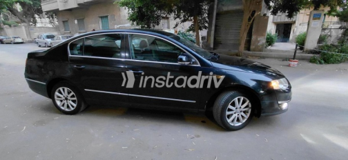 Volkswagen Passat 2011 Black Automatic Used for Sale in El Haram - 9