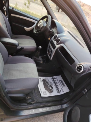 Renault Logan 2011 Gray Manual Used for Sale in Cairo