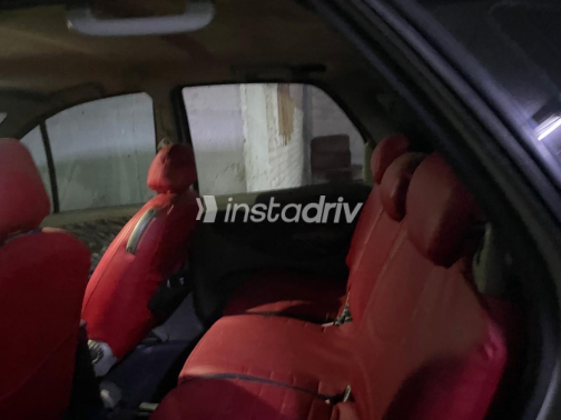 Renault Scenic 2001 Silver Automatic Used for Sale in Maadi - 1