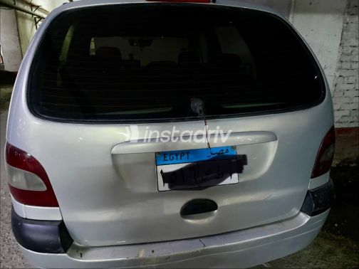 Renault Scenic 2001 Silver Automatic Used for Sale in Maadi - 3