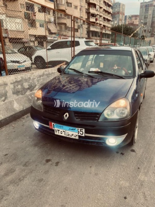 Renault Clio 2002 Dark Blue Manual Used for Sale in Alexandria - 7