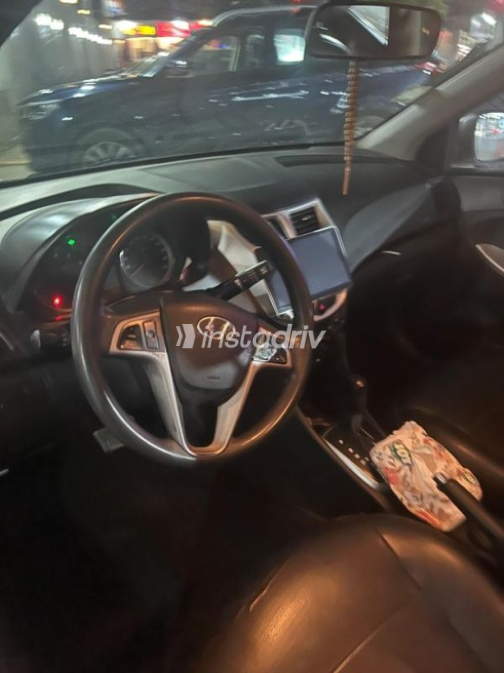 Hyundai Solaris 2017 White Automatic Used for Sale in Greater Cairo ( Cairo + Giza) - 7