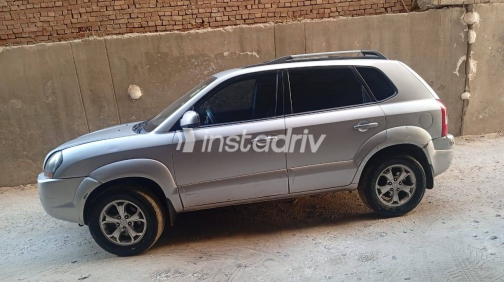 Hyundai Tucson 2009 Gray Automatic Used for Sale in Giza - 2