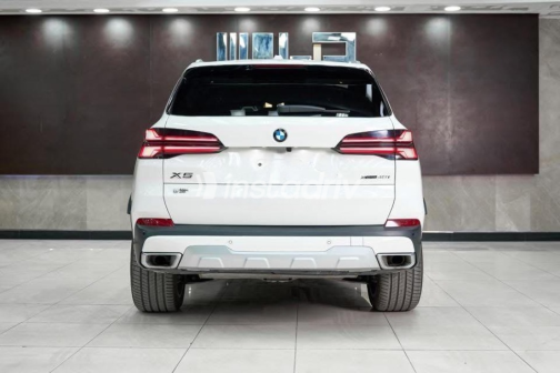 BMW X5 2025 White Automatic Used for Sale in Cairo - 2
