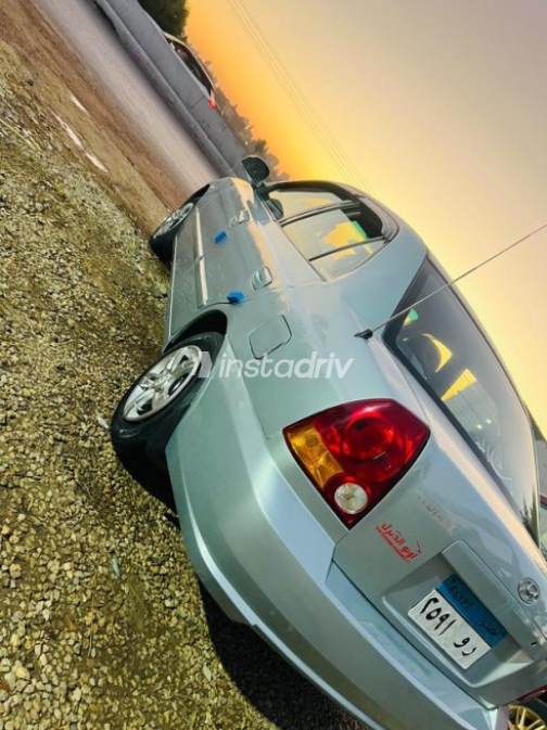 هيونداي فيرنا 2007 سماوي يدوي مستعملة للبيع في طنطا - 2
