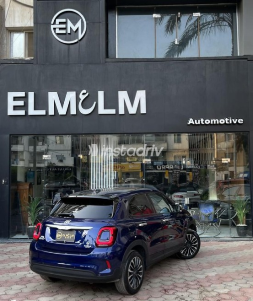 Fiat 500 X 2024 Dark Blue Automatic Used for Sale in Cairo - 9