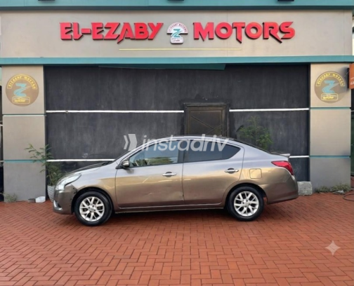 Nissan Sunny 2020 White Automatic Used for Sale in Greater Cairo ( Cairo + Giza) - 4