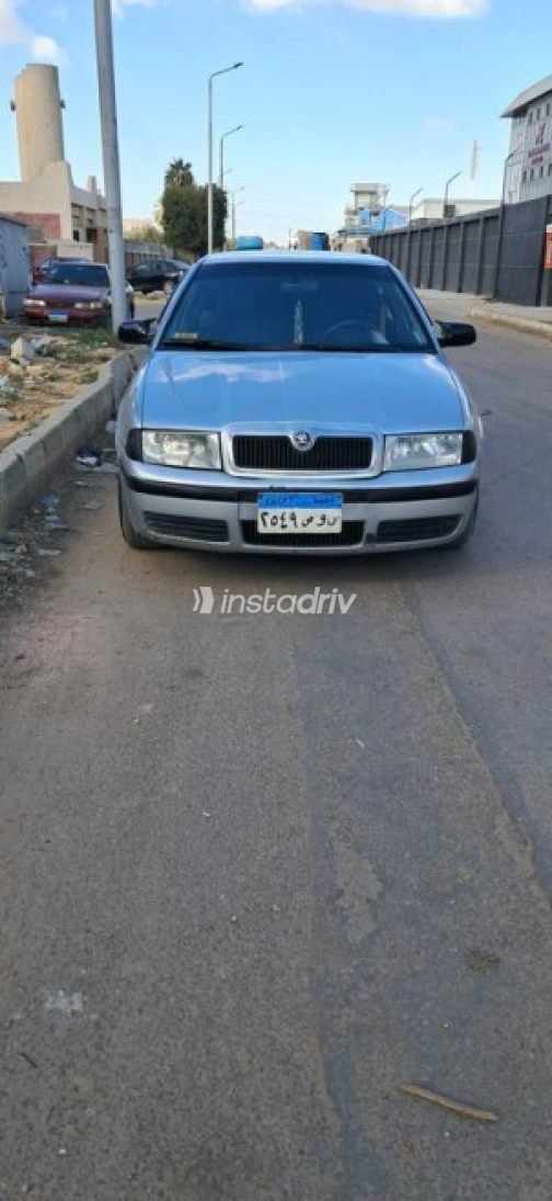 Skoda Octavia 1998 Silver Manual Used for Sale in Alexandria - 3