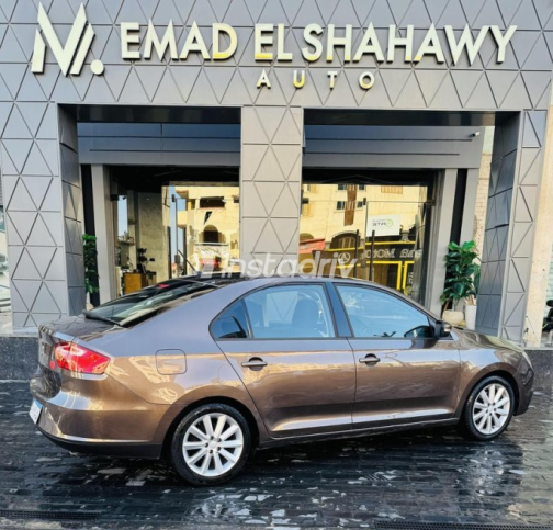 سيات توليدو 2019 بني أوتوماتيك مستعملة للبيع في دمياط - 5