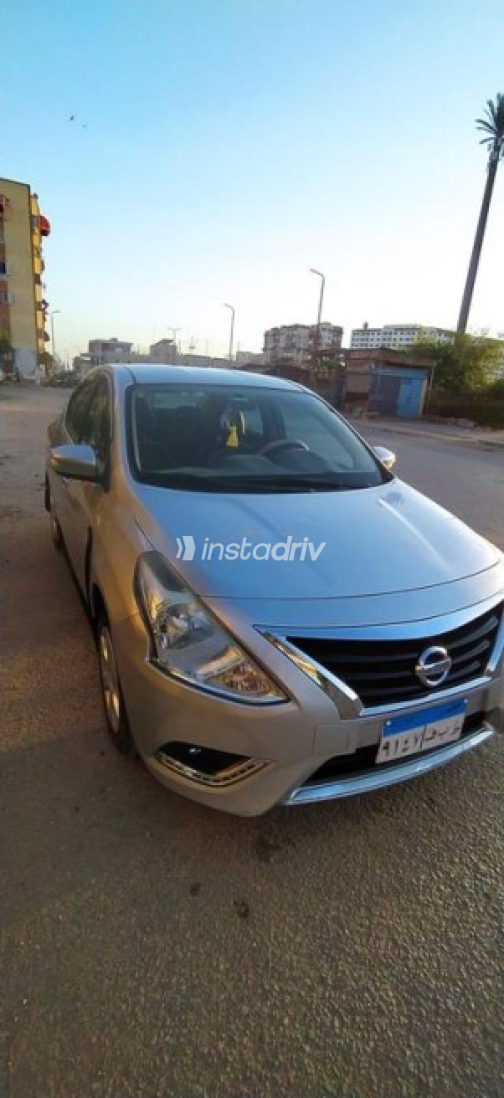 Nissan Sunny 2021 White Automatic Used for Sale in Greater Cairo ( Cairo + Giza) - 5
