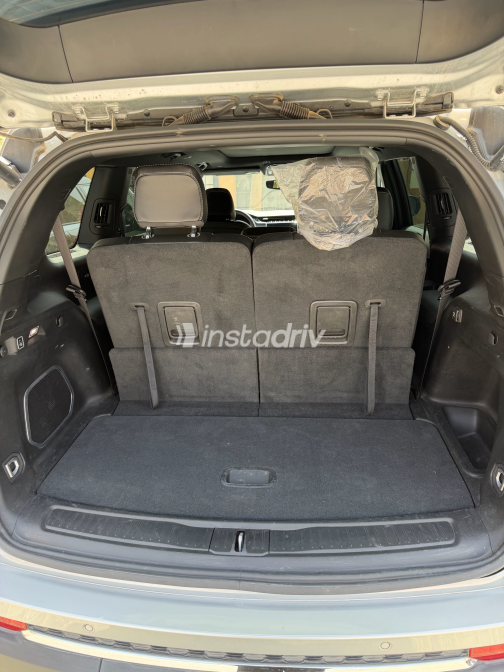 Jeep Grand Cherokee 2025 Silver Automatic Used for Sale in Cairo - 5