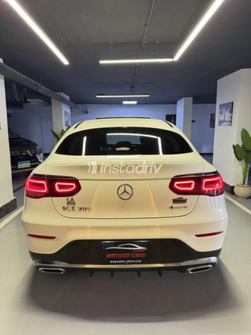 Mercedes GLC 300 2021 White Automatic Used for Sale in Cairo - 4