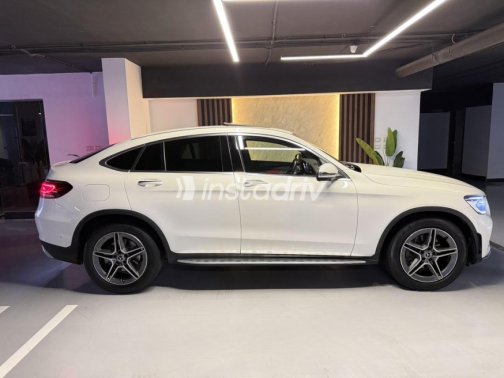 Mercedes GLC 300 2021 White Automatic Used for Sale in Cairo - 6