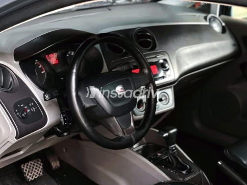 Seat Ibiza 2013 Dark Blue Automatic Used for Sale in Nasr city - 6