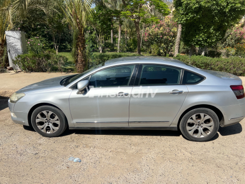 Citroën C5 2016 Silver Automatic Used for Sale in Cairo - 3