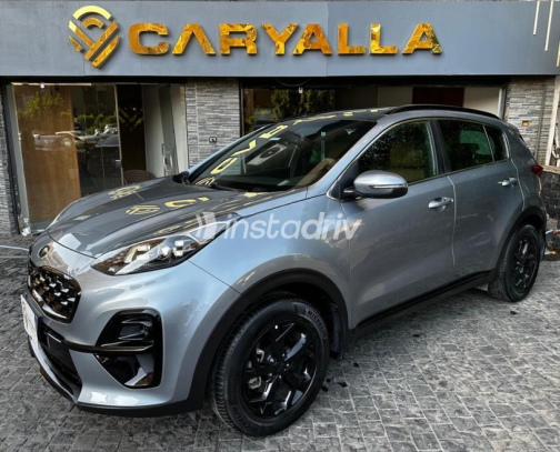 Kia Sportage 2022 Green Automatic Used for Sale in Nasr city - 2