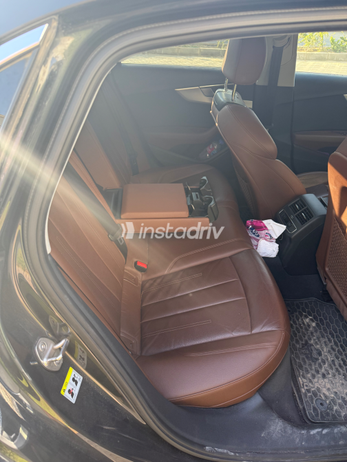 Audi A4 2019 Gray Automatic Used for Sale in Cairo - 5