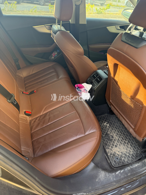 Audi A4 2019 Gray Automatic Used for Sale in Cairo - 6