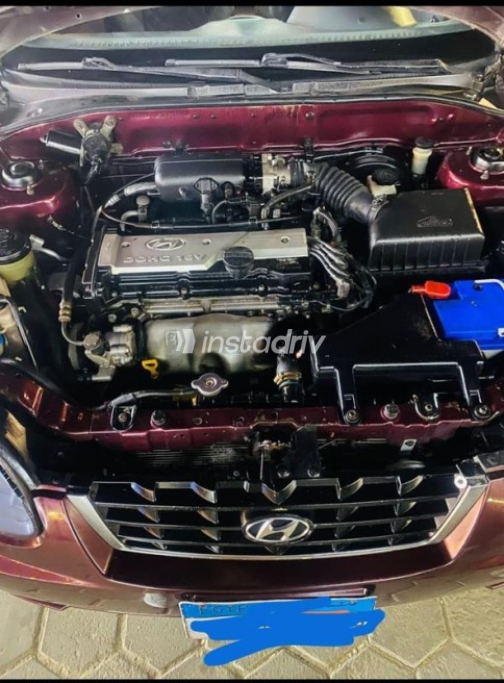 Hyundai Verna 2017 Dark Red Manual Used for Sale in 6 October - 2