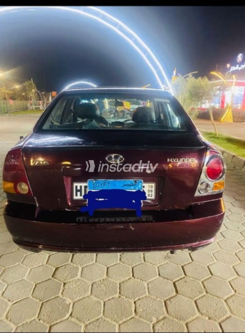 Hyundai Verna 2017 Dark Red Manual Used for Sale in 6 October - 4