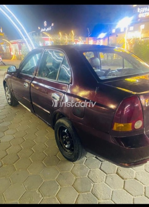 Hyundai Verna 2017 Dark Red Manual Used for Sale in 6 October - 5