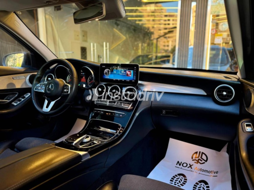 Mercedes C 200 2019 Black Automatic Used for Sale in Nasr city - 8