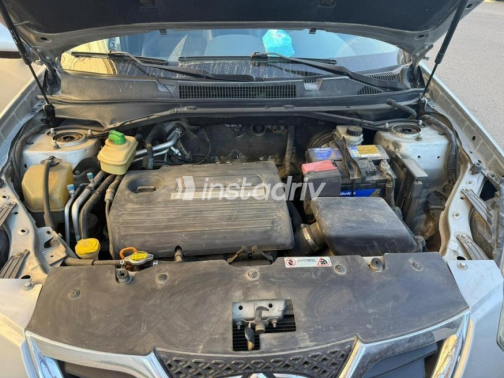 Chery Tiggo 3 2017 Silver Automatic Used for Sale in Sheikh Zayed City - 1